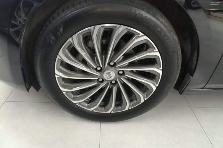 Used Buick LaCrosse 2023 28T Prestige Edition Exterior 4