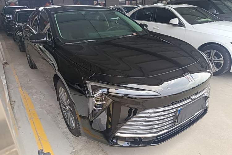 Used Buick LaCrosse 2023 28T Prestige Edition Front Right 45 Deg