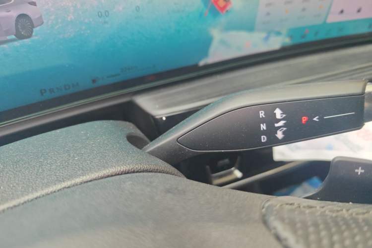 Used Buick LaCrosse 2023 28T Prestige Edition Gear Lever