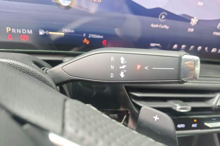 Used Buick LaCrosse 2023 28T Prestige Edition Gear Lever