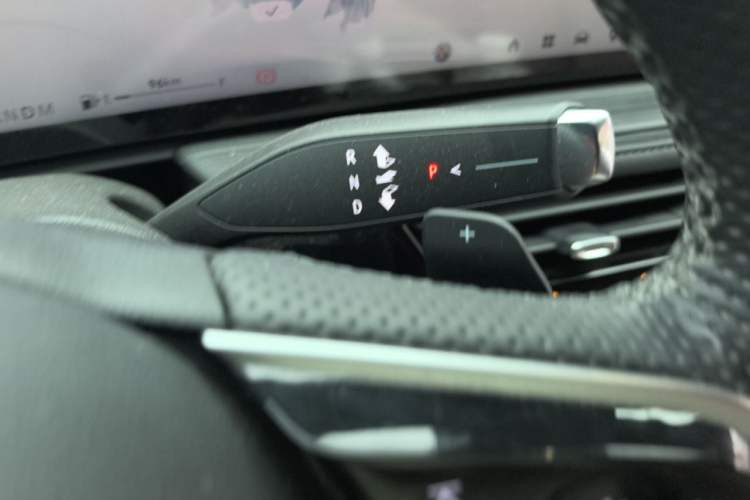 Used Buick LaCrosse 2023 28T Prestige Edition Gear Lever