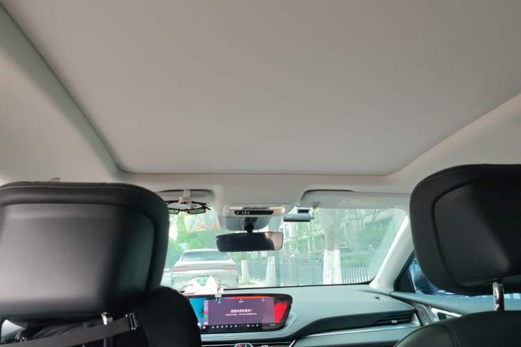 Used Buick LaCrosse 2023 28T Prestige Edition Headliner