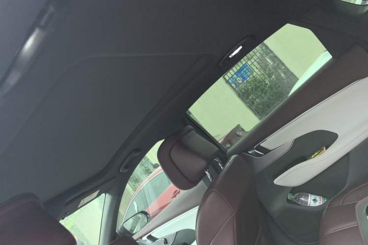 Used Buick LaCrosse 2023 28T Prestige Edition Headliner