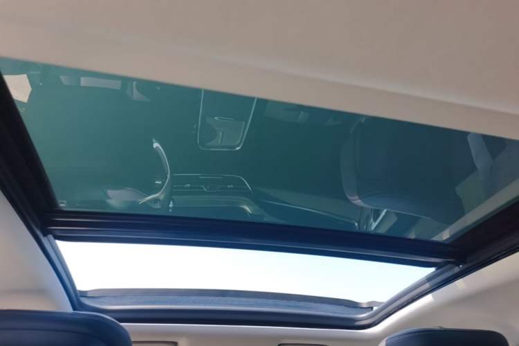 Used Buick LaCrosse 2023 Restyled 25T Cross-Country Edition Headliner