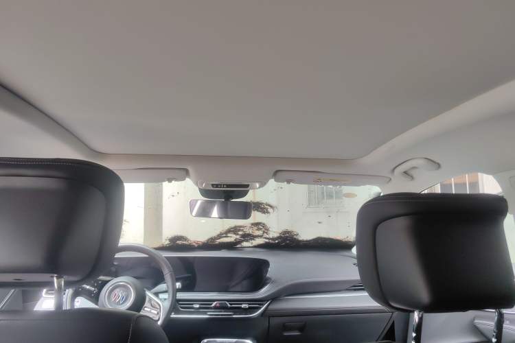 Used Buick LaCrosse 2023 28T Prestige Edition Headliner