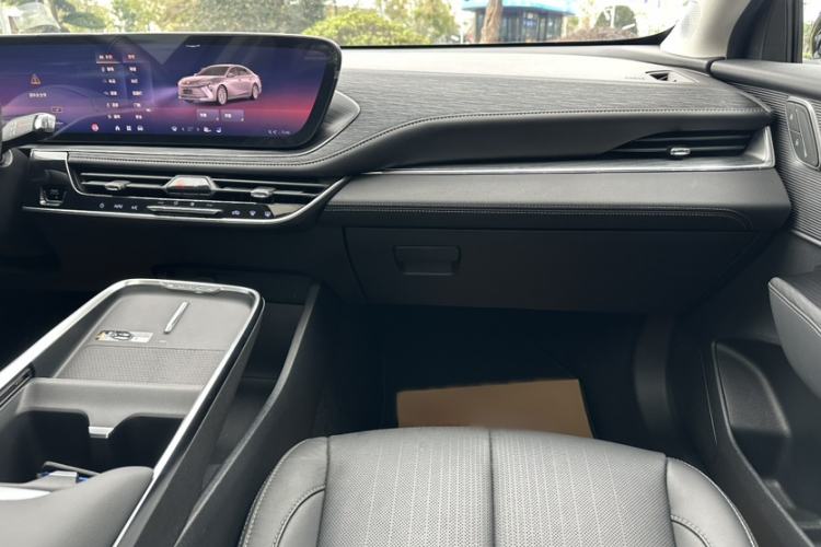 Used Buick LaCrosse 2023 28T Prestige Edition Interior 4