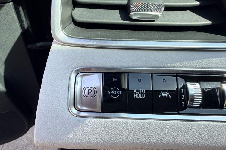 Used Buick LaCrosse 2023 28T Prestige Edition Interior 5