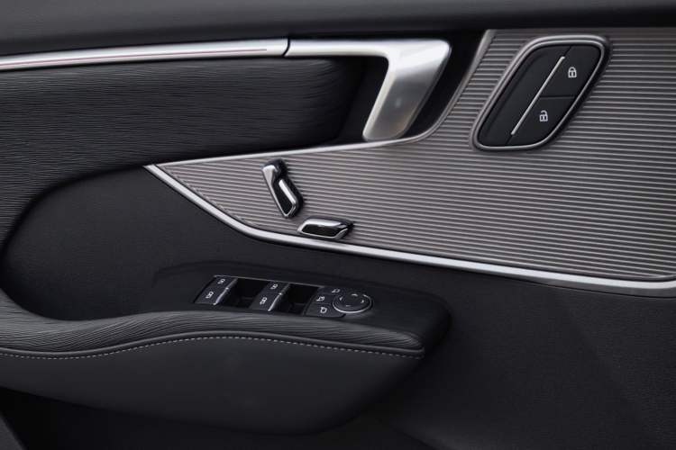 Used Buick LaCrosse 2023 28T Prestige Edition Interior 7