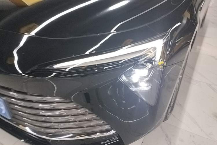 Used Buick LaCrosse 2023 28T Prestige Edition Left Front Headlight