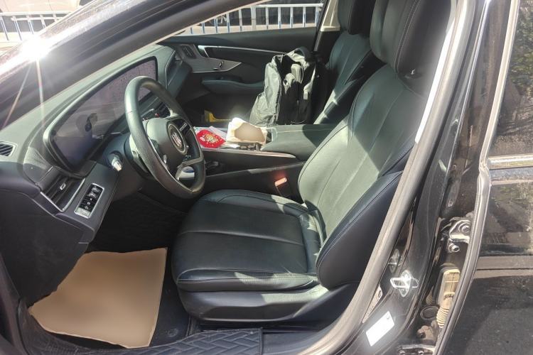 Used Buick LaCrosse 2023 28T Prestige Edition Left Front Seat