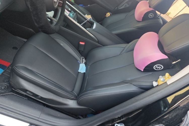 Used Buick LaCrosse 2023 Restyled 25T Cross-Country Edition Left Front Seat