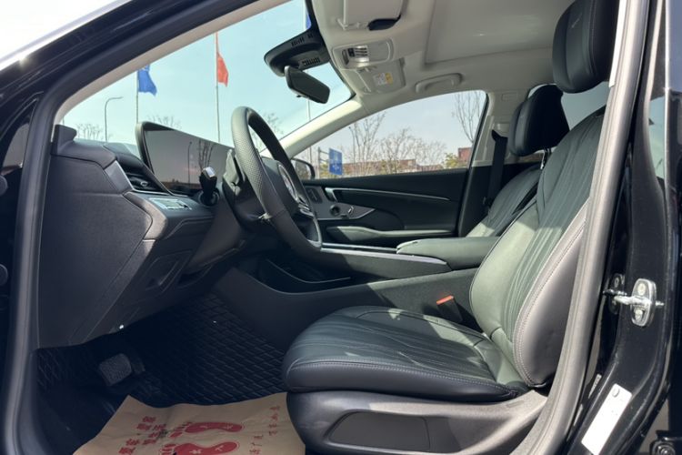 Used Buick LaCrosse 2023 Avia Edition Left Front Seat