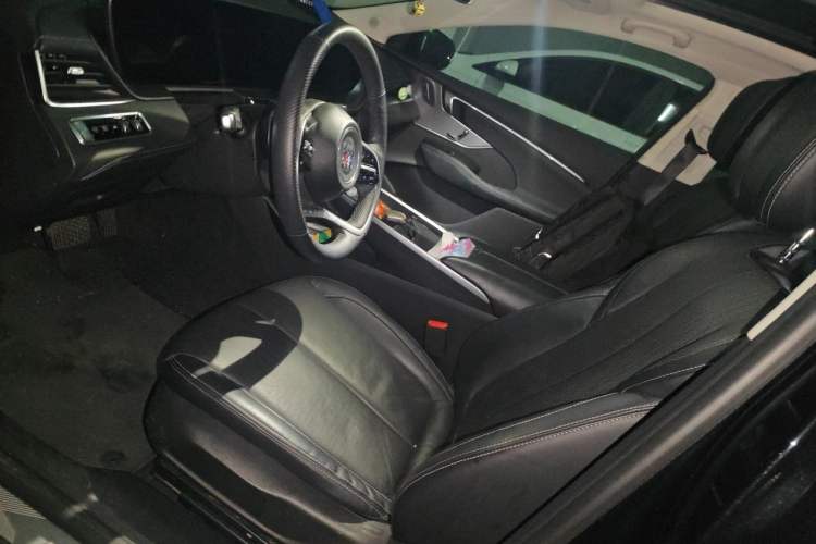 Used Buick LaCrosse 2023 28T Prestige Edition Left Front Seat