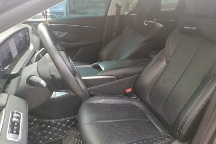 Used Buick LaCrosse 2023 28T Prestige Edition Left Front Seat