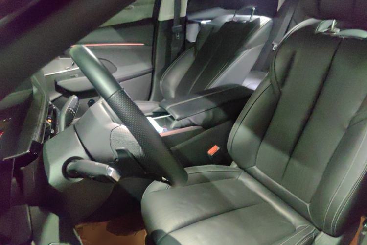 Used Buick LaCrosse 2023 28T Enjoyment Edition Left Front Seat