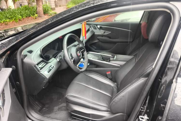 Used Buick LaCrosse 2023 28T Prestige Edition Left Front Seat