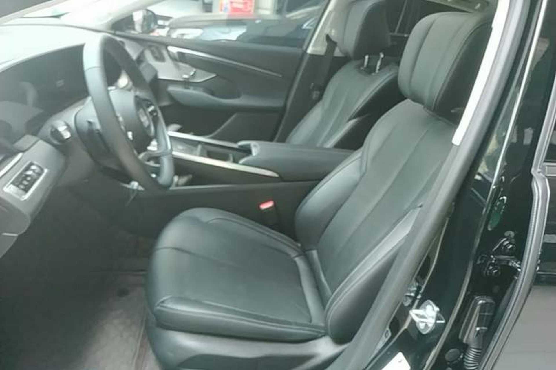 Used Buick LaCrosse 2023 28T Prestige Edition Left Front Seat