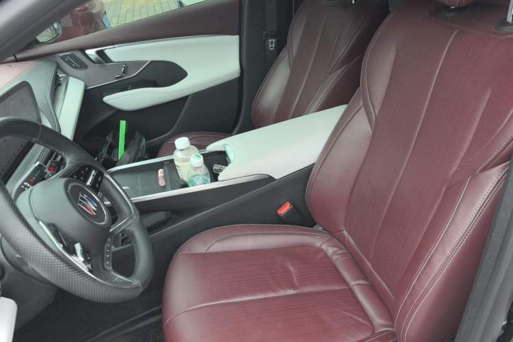 Used Buick LaCrosse 2023 28T Prestige Edition Left Front Seat