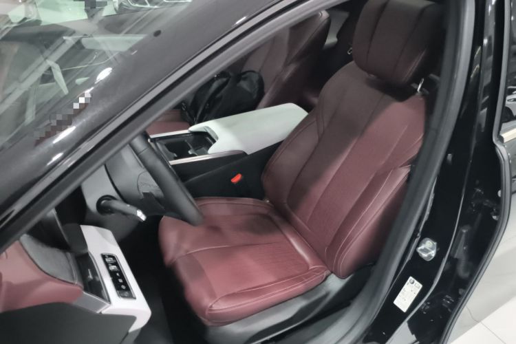 Used Buick LaCrosse 2023 28T Prestige Edition Left Front Seat