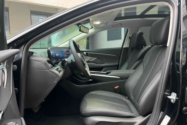 Used Buick LaCrosse 2023 28T Prestige Edition Left Front Seat