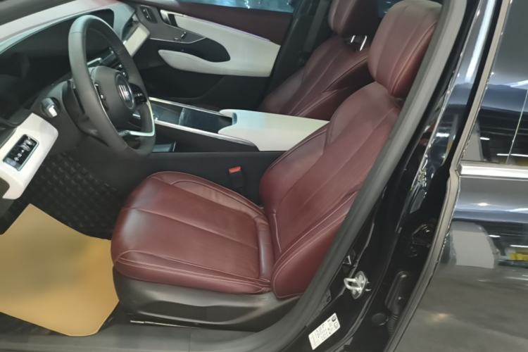 Used Buick LaCrosse 2023 28T Prestige Edition Left Front Seat