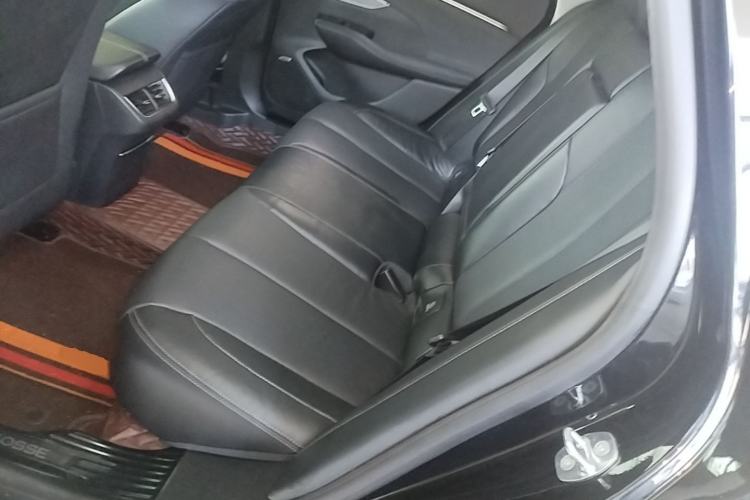 Used Buick LaCrosse 2023 28T Prestige Edition Left Rear Seat