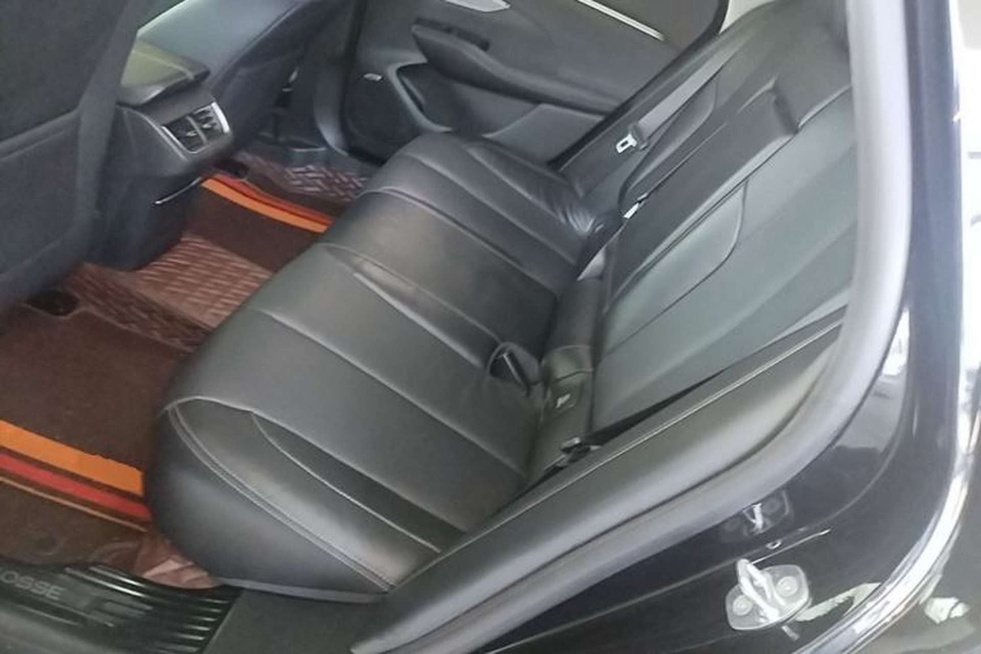 Used Buick LaCrosse 2023 28T Prestige Edition Left Rear Seat