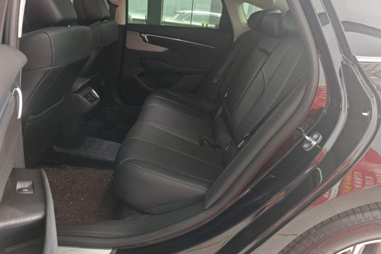 Used Buick LaCrosse 2023 28T Prestige Edition Left Rear Seat