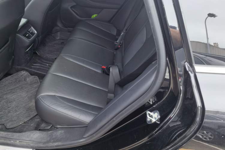 Used Buick LaCrosse 2023 28T Prestige Edition Left Rear Seat