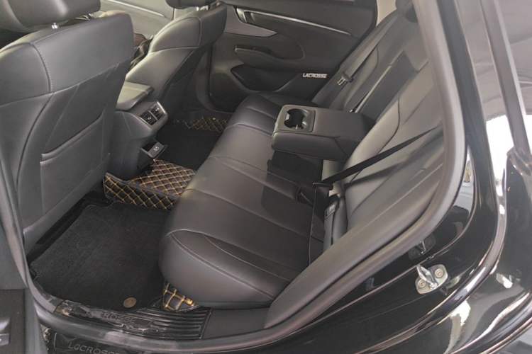 Used Buick LaCrosse 2023 28T Prestige Edition Left Rear Seat