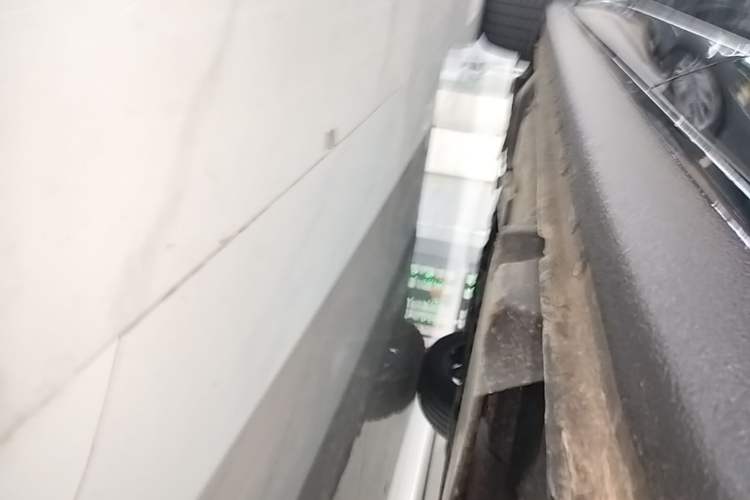 Used Buick LaCrosse 2023 28T Prestige Edition Left Side Sill