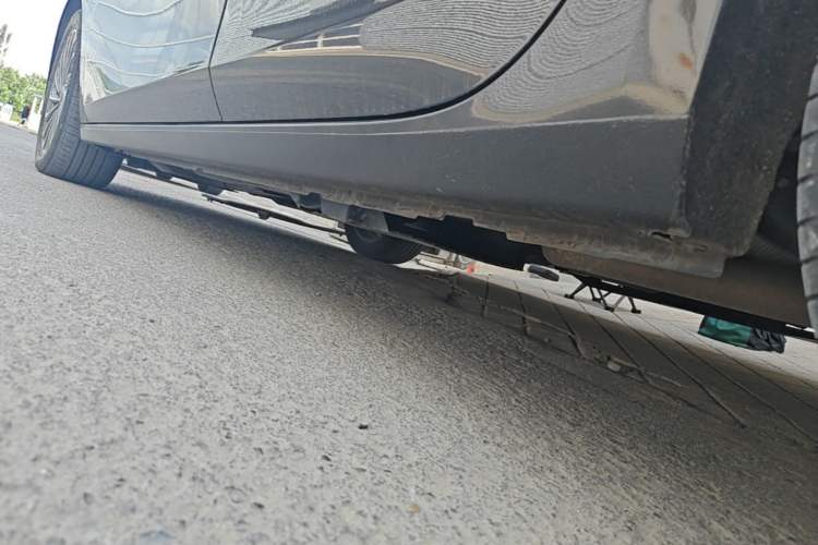 Used Buick LaCrosse 2023 28T Prestige Edition Left Side Sill