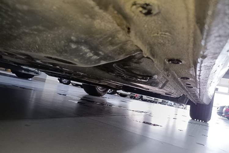 Used Buick LaCrosse 2023 Restyled 25T Cross-Country Edition Left Side Sill