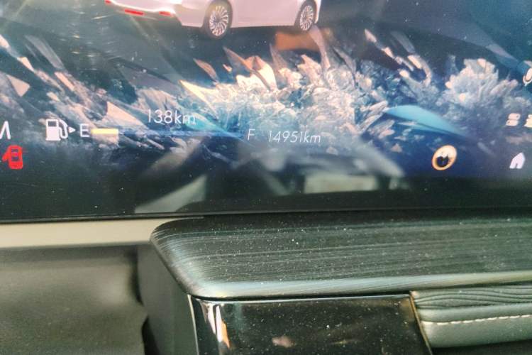 Used Buick LaCrosse 2023 28T Prestige Edition Odometer Close Up
