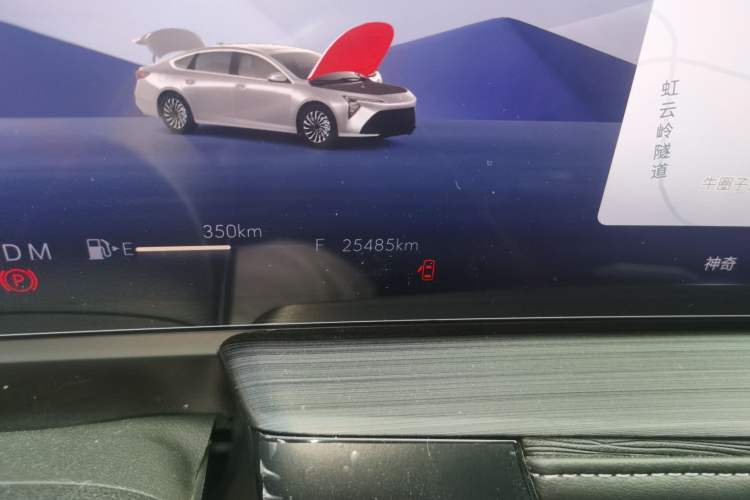 Used Buick LaCrosse 2023 28T Prestige Edition Odometer Close Up