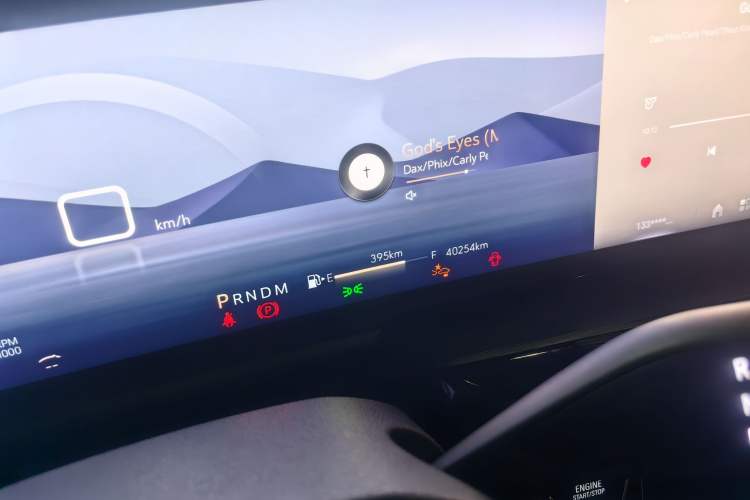 Used Buick LaCrosse 2023 28T Enjoyment Edition Odometer Close Up