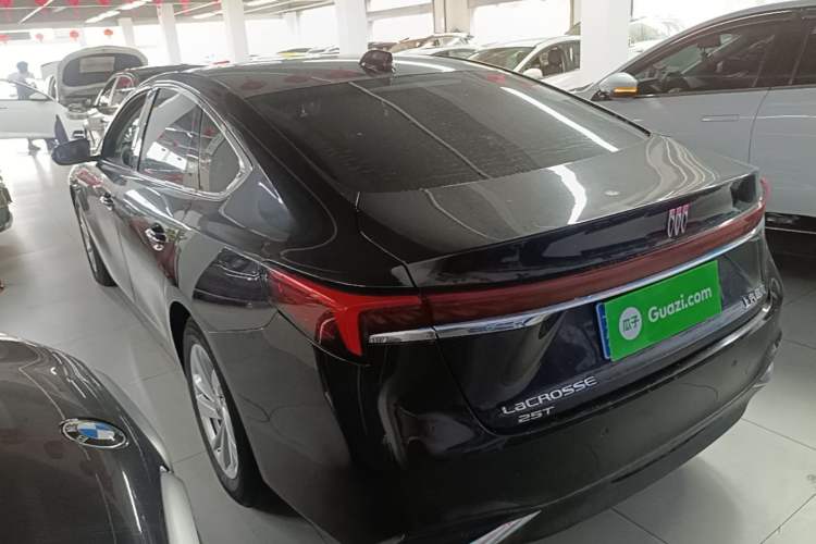 Used Buick LaCrosse 2023 Restyled 25T Cross-Country Edition Rear Left 45 Deg