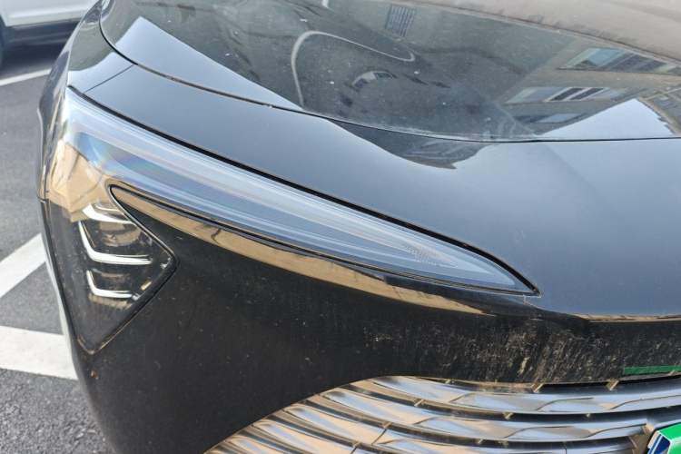 Used Buick LaCrosse 2023 Restyled 25T Cross-Country Edition Right Front Headlight