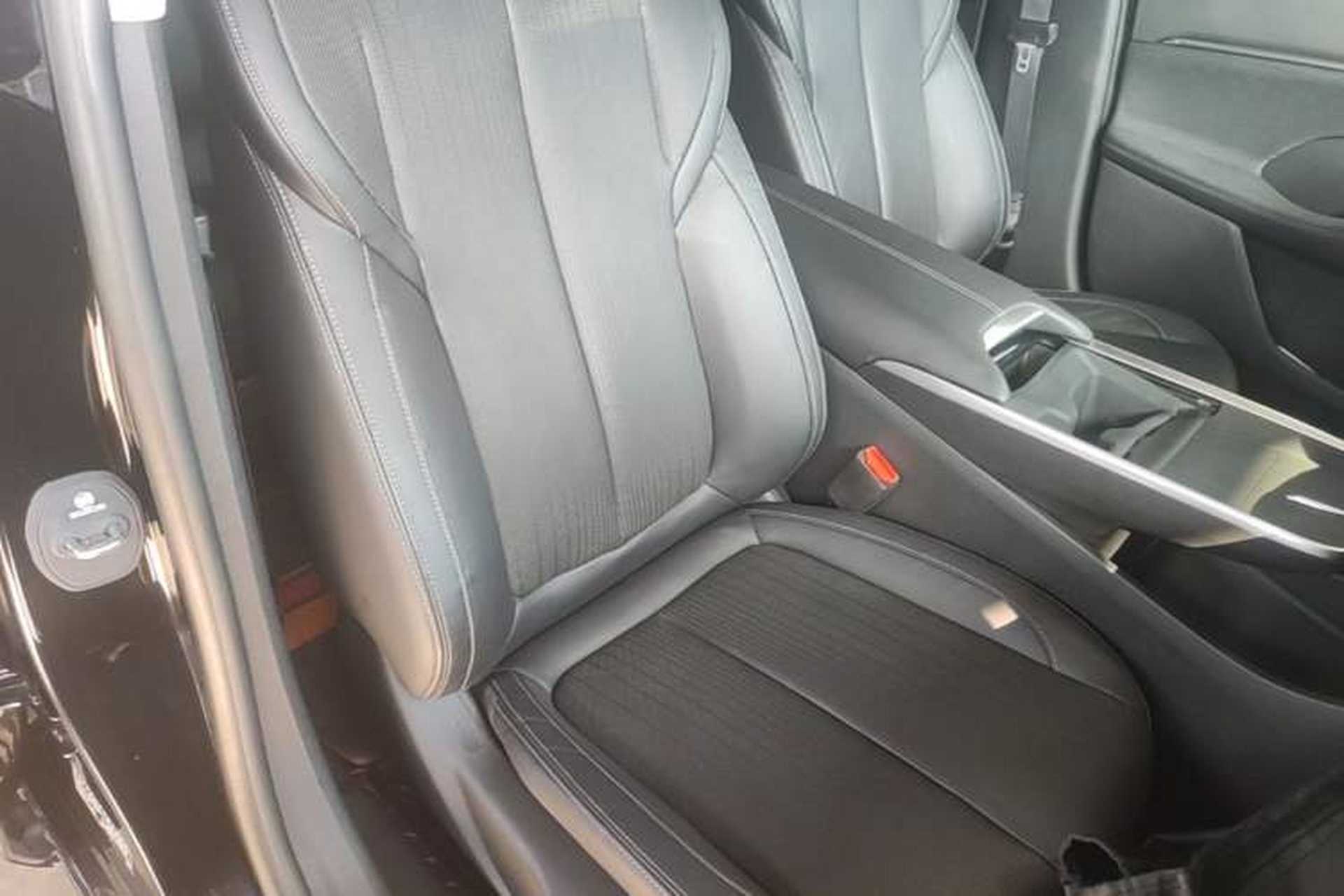 Used Buick LaCrosse 2023 28T Prestige Edition Right Front Seat