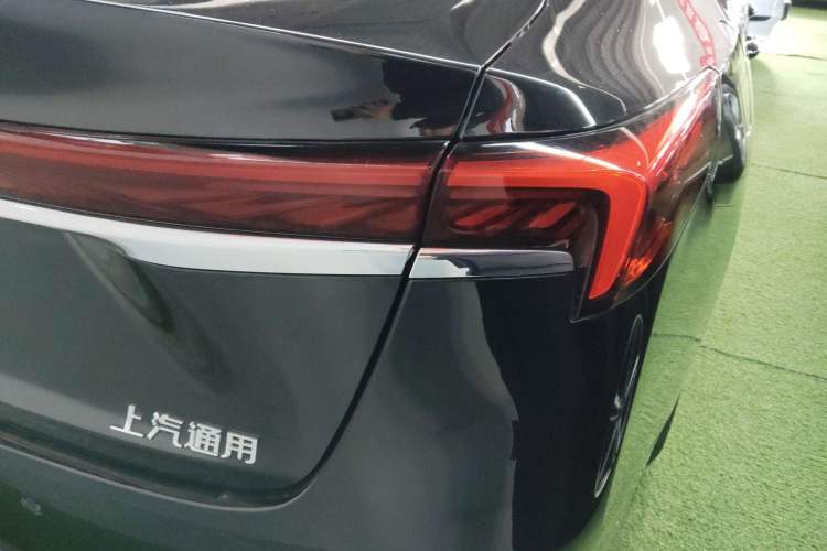 Used Buick LaCrosse 2023 Restyled 25T Cross-Country Edition Right Rear Taillight