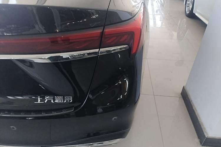 Used Buick LaCrosse 2023 28T Prestige Edition Right Rear Taillight