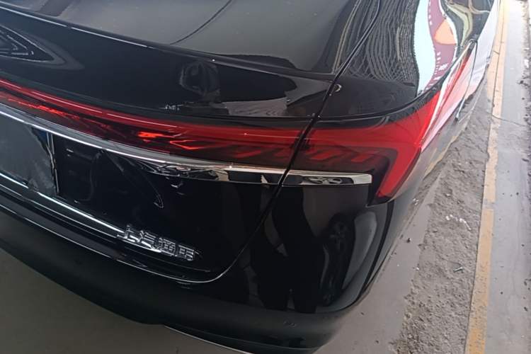 Used Buick LaCrosse 2023 28T Prestige Edition Right Rear Taillight