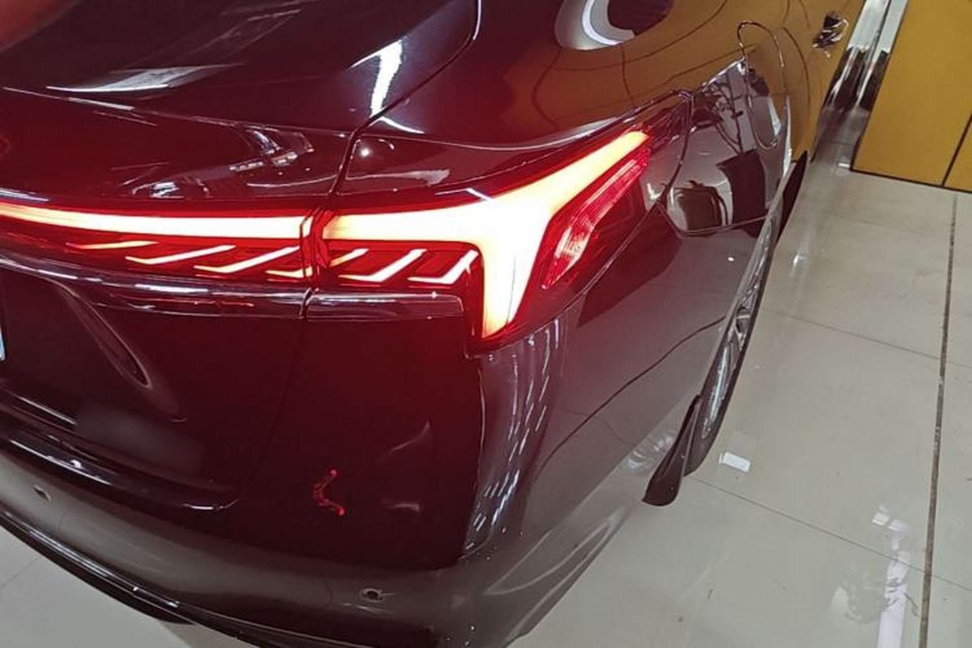 Used Buick LaCrosse 2023 28T Prestige Edition Right Rear Taillight