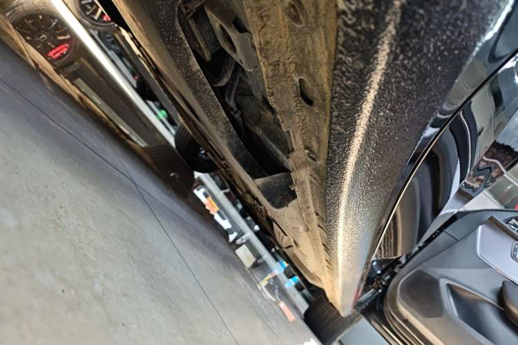 Used Buick LaCrosse 2023 28T Enjoyment Edition Right Side Sill