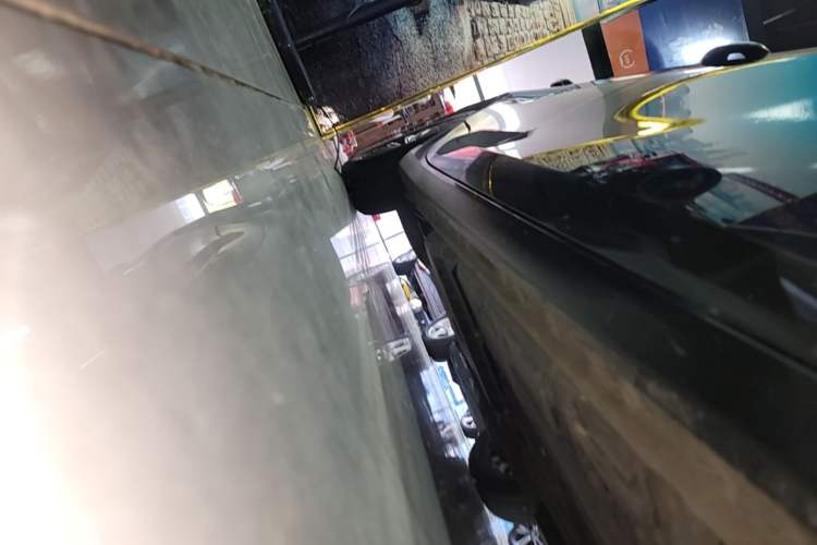 Used Buick LaCrosse 2023 28T Prestige Edition Right Side Sill