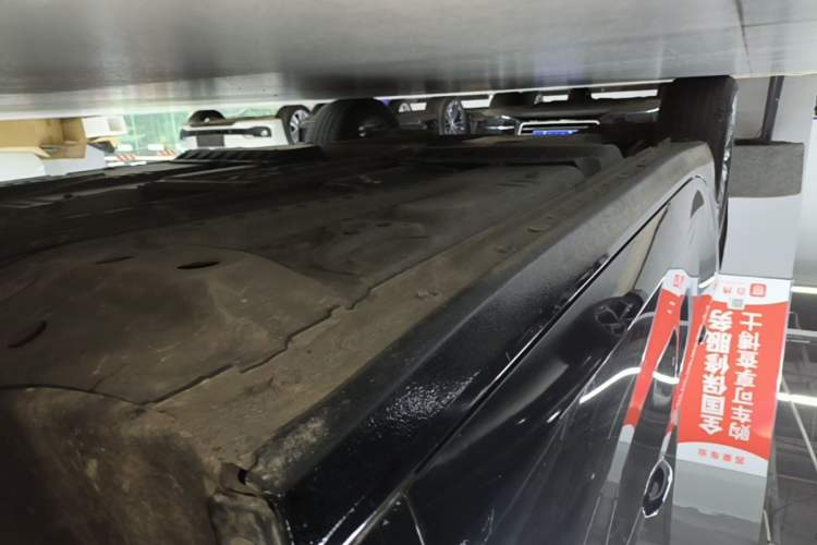Used Buick LaCrosse 2023 28T Prestige Edition Right Side Sill