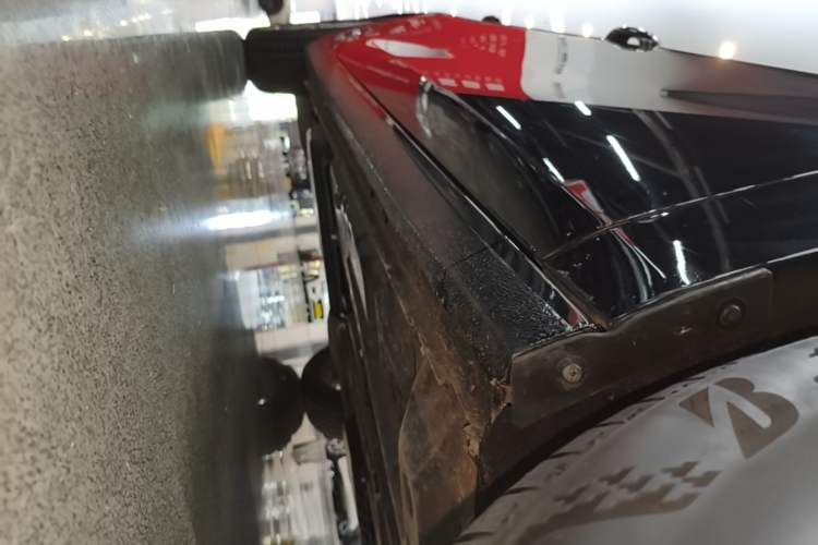 Used Buick LaCrosse 2023 28T Prestige Edition Right Side Sill