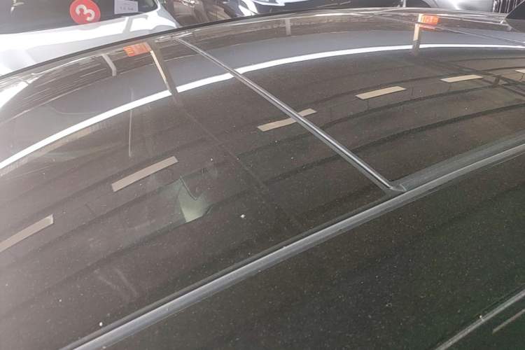 Used Buick LaCrosse 2023 28T Prestige Edition Roof