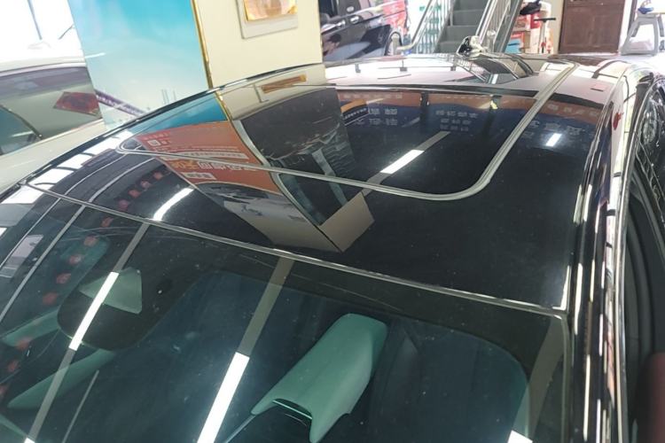Used Buick LaCrosse 2023 28T Prestige Edition Roof