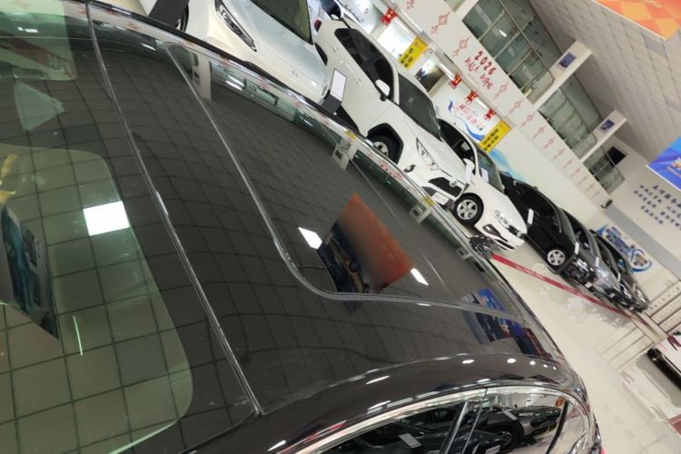 Used Buick LaCrosse 2023 28T Prestige Edition Roof